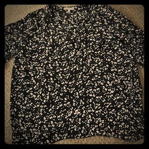 Chaus leaf patterned 3/4 length blouse; flattering